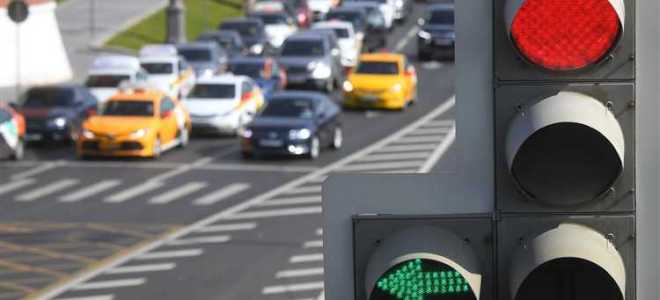 Какой штраф за проезд на красный свет