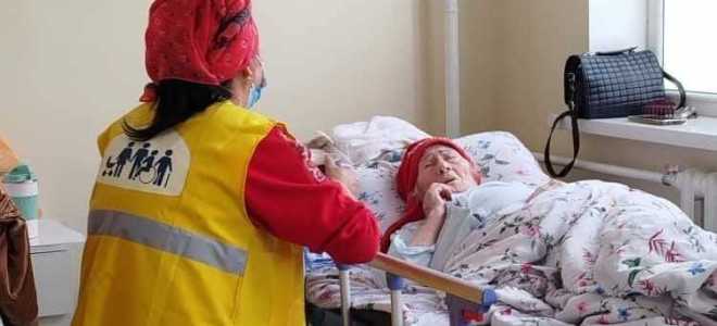 Получат ли доплату соцработники которые обслуживают на дому