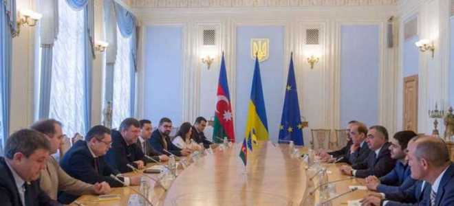 Сколько заместителей у председателя правительства