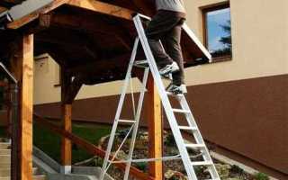 Что из перечисленного разрешается делать при работе с приставной лестницы