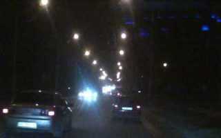 За сколько метров включается поворотник