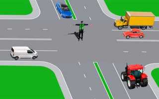 Поворот под стрелку направо кому уступать