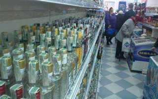 Неверно что процесс продажи товаров при самообслуживании включает