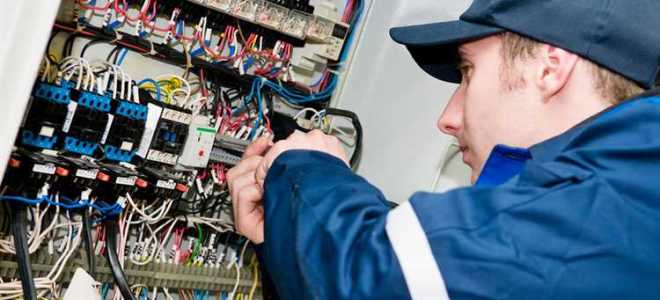 Какие обязанности возложены на ремонтный персонал