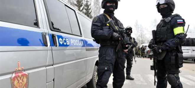 Почему фсб нельзя выезжать за границу