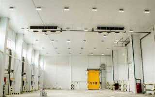 Какое должно быть напряжение светильников при производстве работ внутри сосуда