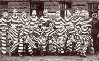 Почему у американских заключенных оранжевая одежда