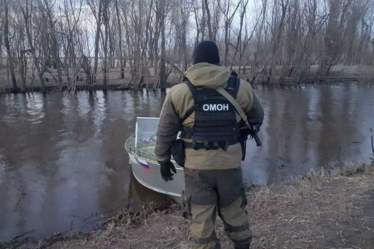 Посещение разрешённых туристических маршрутов и троп