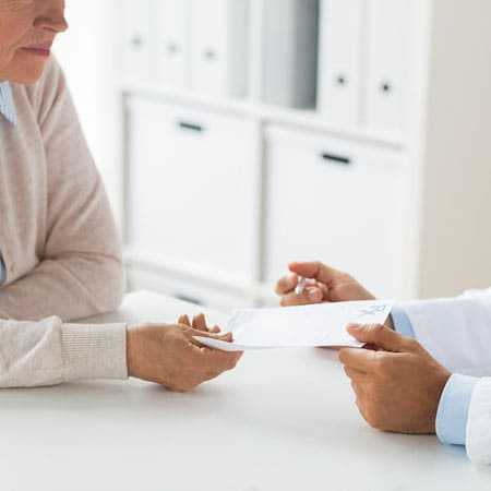 Как регулируется анонимная помощь в законодательстве