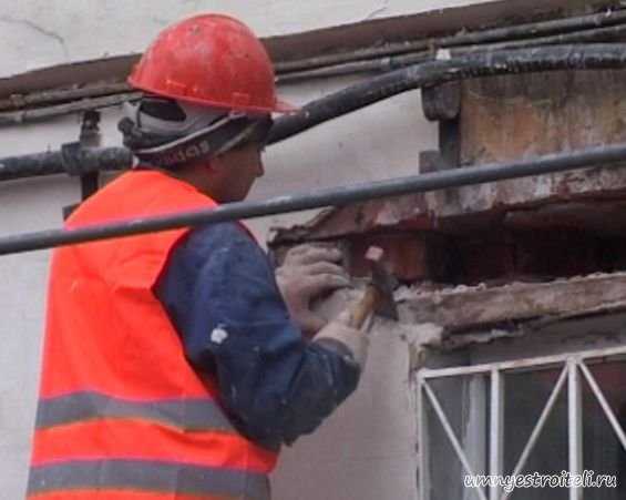 Какие работы включаются в капитальный ремонт жилого дома