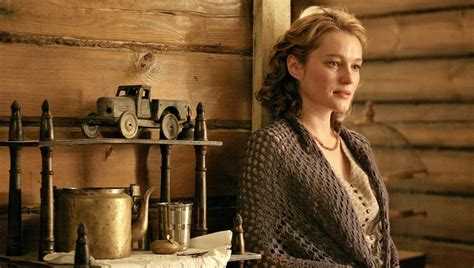 Как восприятие травмы руки влияет на трактовку финала фильма