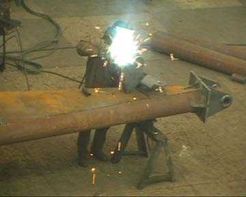 В помещениях где располагаются электросварочные установки величина проходов составляет В помещениях где располагаются электросварочные установки величина проходов составляет