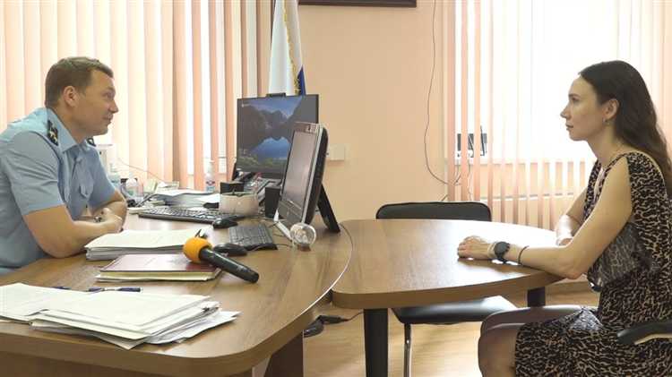 Кто контролирует действия полиции и на каком этапе