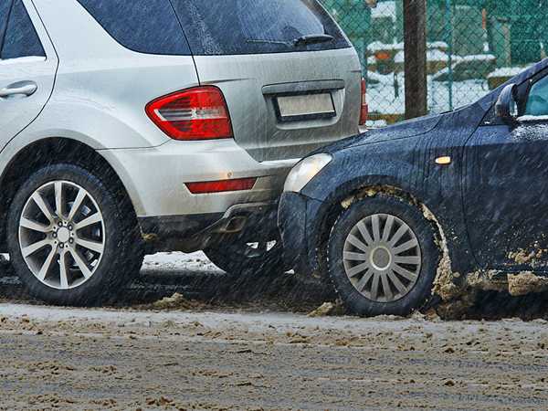 Как действовать при ДТП, если не вписан в страховку
