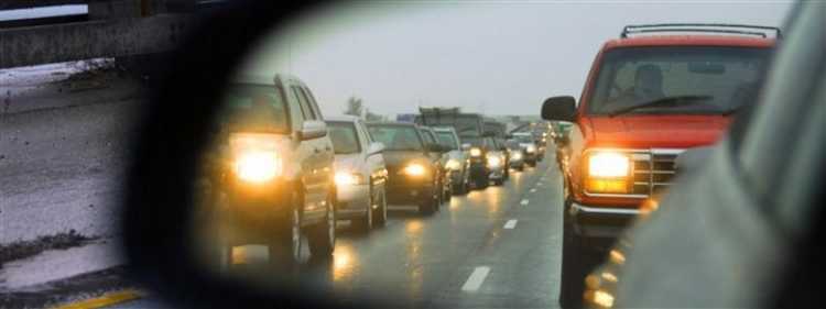 Размер штрафа за езду без ближнего света