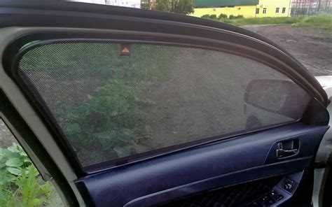 Что будет за сетки на передних стеклах автомобиля Что будет за сетки на передних стеклах автомобиля