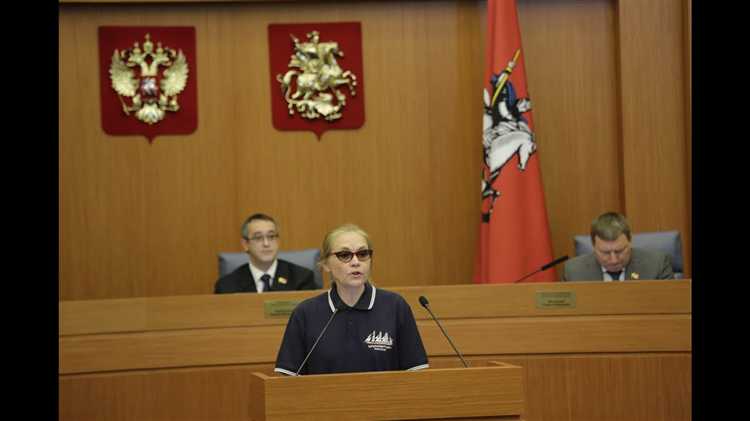 Что делает заведующий канцелярией в мировом суде