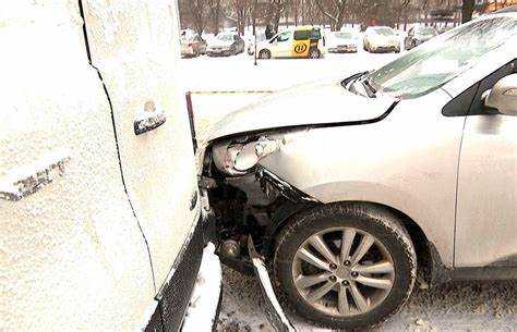 Как вести переговоры с сервисом о возмещении ущерба