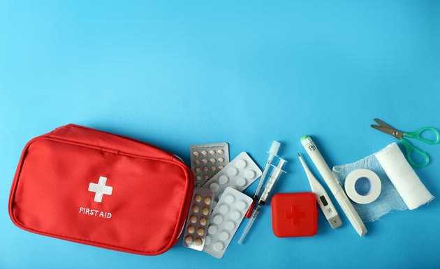 Что положить в аптечку при отравлениях и расстройствах пищеварения