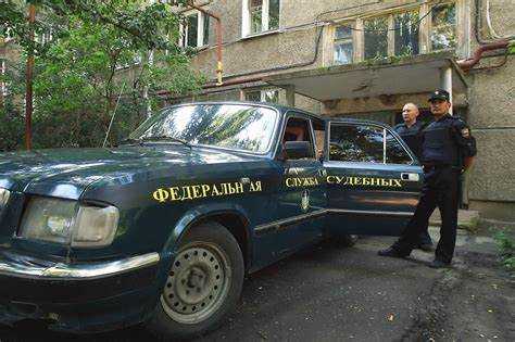 Возможно ли изъятие имущества у третьих лиц в квартире должника