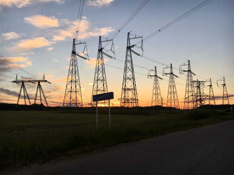 Можно ли ставить гаражи и навесы в зоне ЛЭП