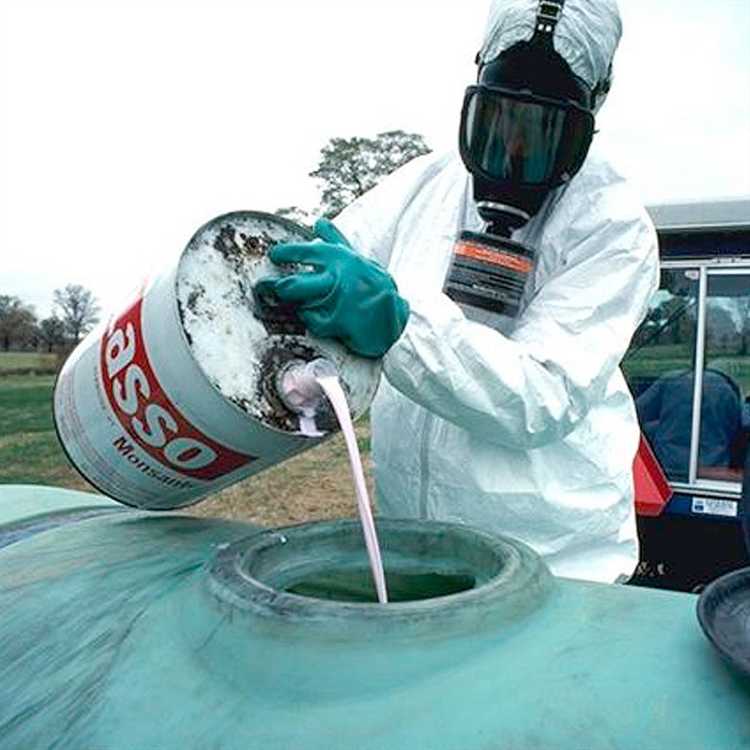 Что относится к агрохимикатами и пестицидами