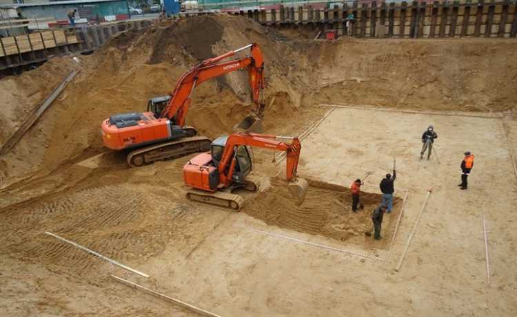 Обратная засыпка котлованов и траншей с послойным уплотнением