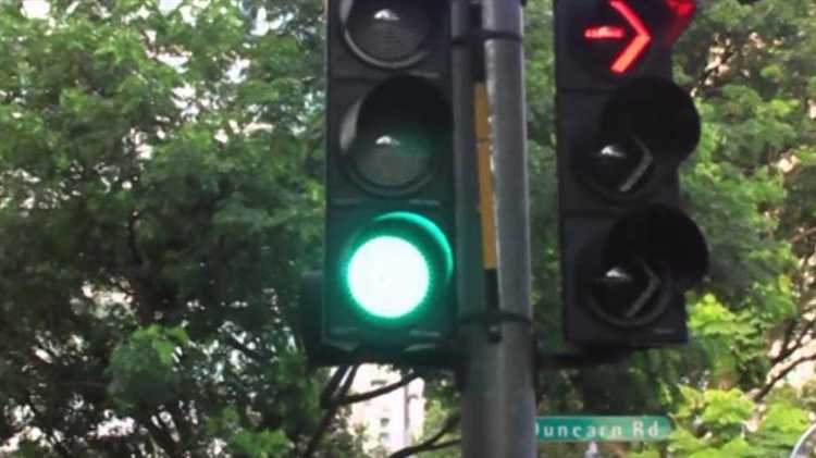 Регламент и правила ПДД, связанные с мигающим зелёным