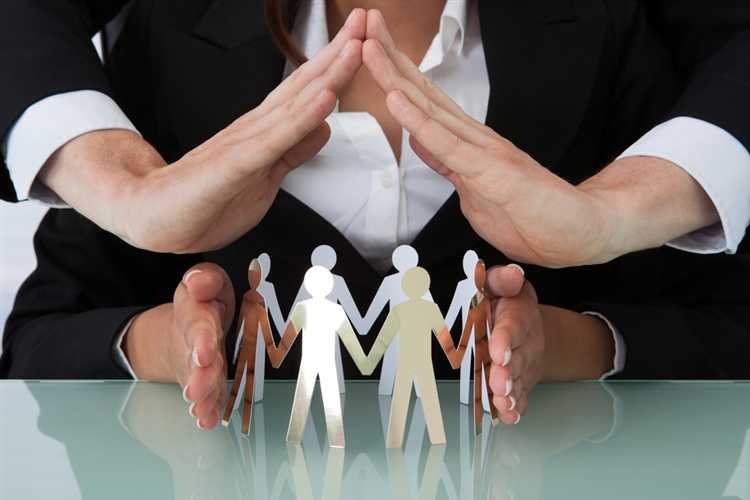 Как оформить соцпакет через МФЦ или портал Госуслуг