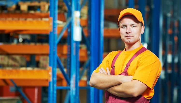 Что входит в обязанности кладовщика на складе Что входит в обязанности кладовщика на складе