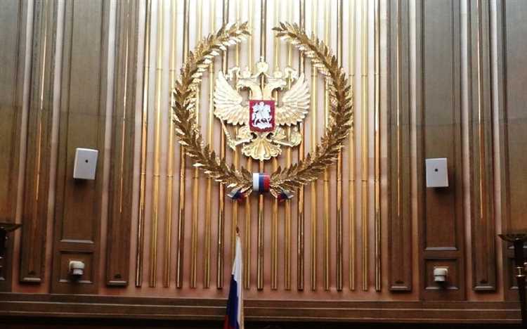 Конституционный Суд разъясняет судебные вопросы исключительно в рамках рассмотрения конкретных дел, связанных с проверкой конституционности: