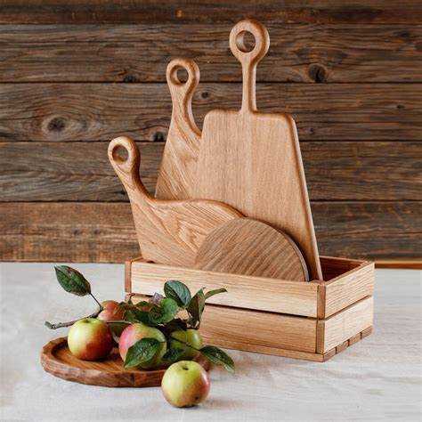 Оптимальные условия для хранения деревянных и пластиковых досок