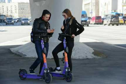 Особенности езды на электросамокате во дворах и жилых зонах