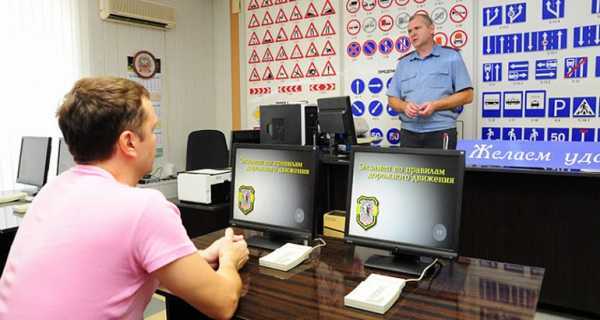 Можно ли останавливаться у тротуара в зоне жилой застройки