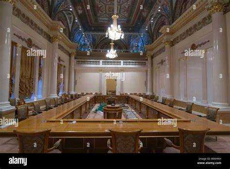 Как добраться до здания Верховного Суда на общественном транспорте