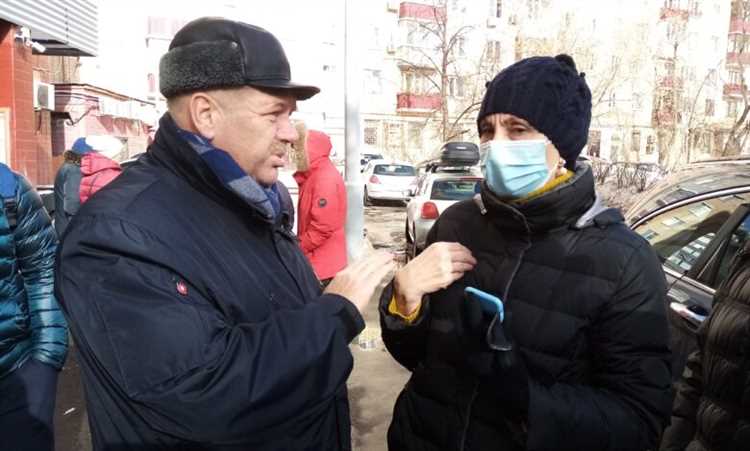 К кому обращаться жителям: глава управы или глава округа