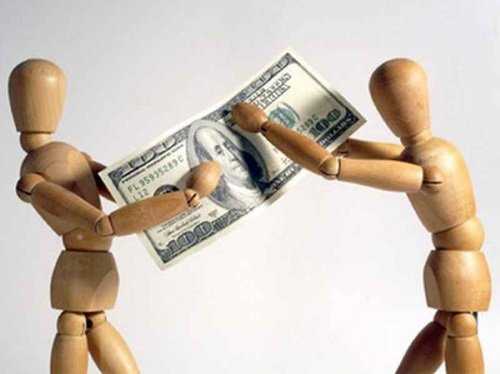 Наличие письменного договора или иного документа, фиксирующего сумму долга и условия возврата, существенно упрощает процесс взыскания. При отсутствии договора доказательствами могут служить расписки, платежные поручения, переписка и свидетельские показания.