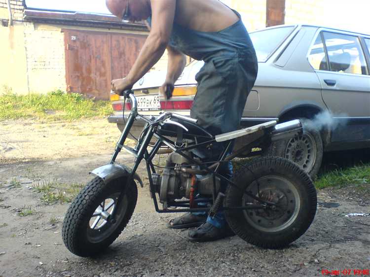 Допустимо ли движение на мопеде подростков по дорогам общего пользования