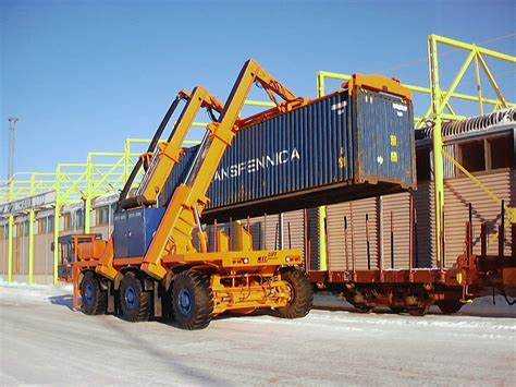 Что входит в обязанности техника по наземному транспорту