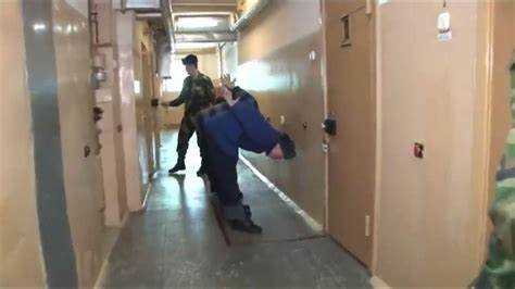 За что отпускают в тюрьме За что отпускают в тюрьме