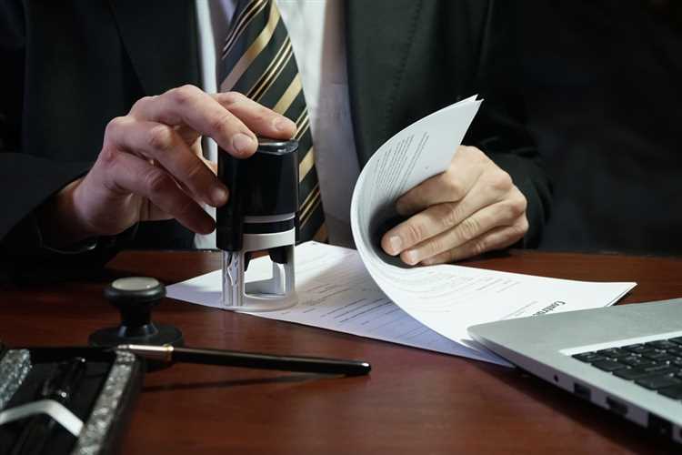 За что отвечает нотариус при сделках с недвижимостью