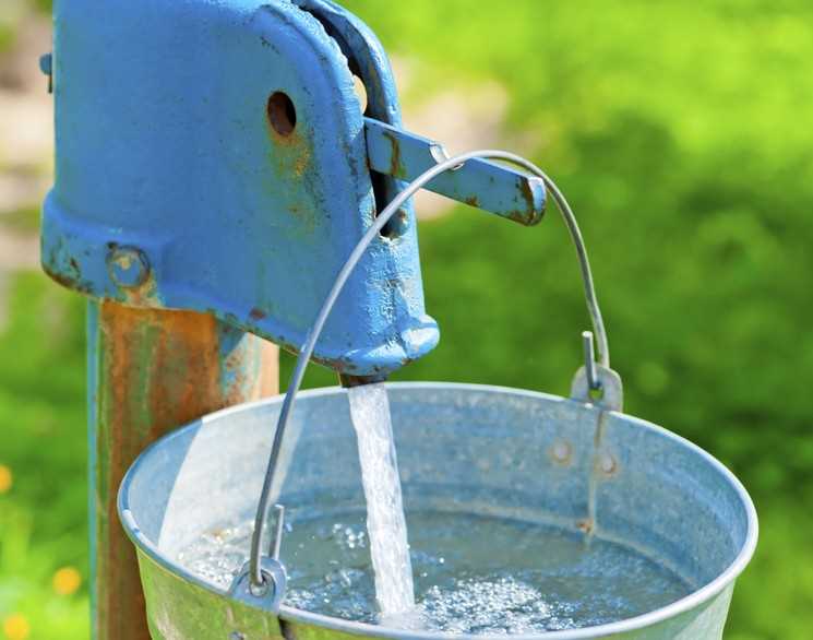 Кто контролирует оплату налога и проводит проверки скважин