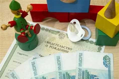 Какие документы могут повлиять на месяц выплаты пособия