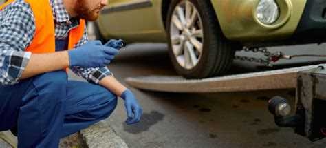 Как забрать машину со штрафстоянки без прав