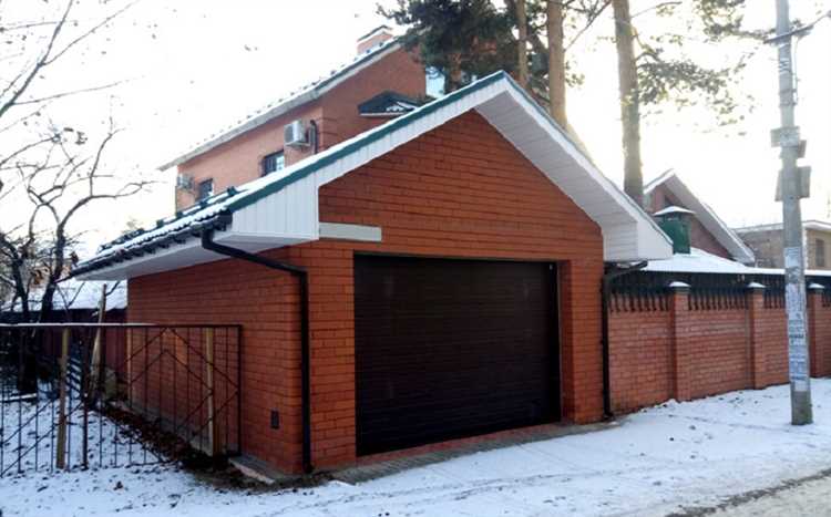 Процедура оформления также может отличаться в зависимости от того, был ли гараж построен до 4 августа 2018 года или позже. В первом случае возможна упрощённая схема регистрации через