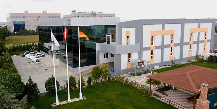 Регистрация в государственных фондах и Пенсионном фонде