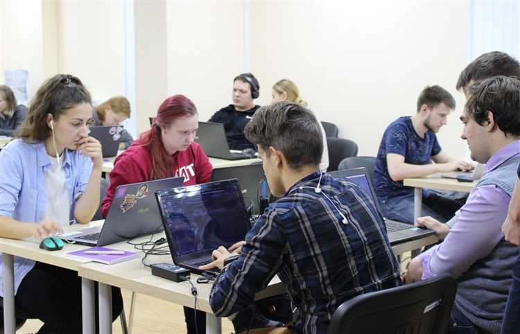 Какой курс считают минимальным для стажировок по профилю