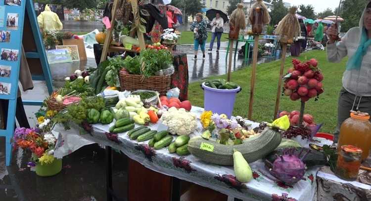 Чем отличается уход за растениями в саду и на огороде