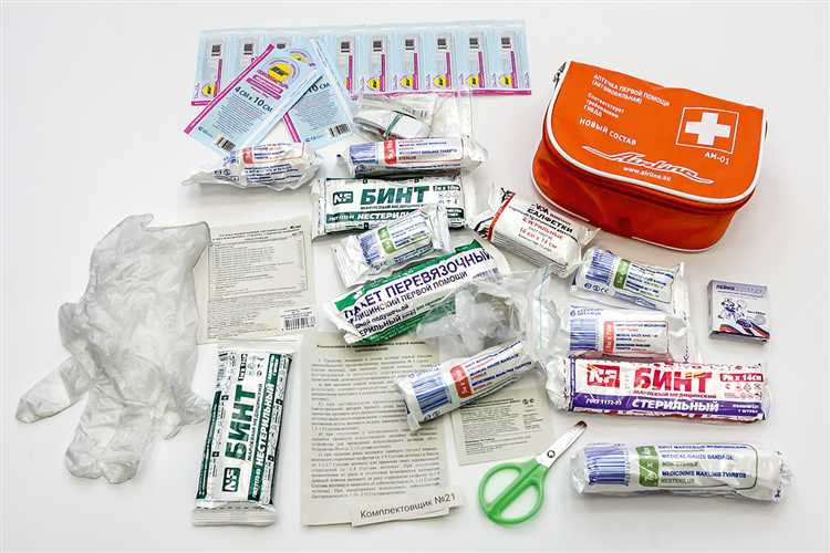 Периодичность проверки срока годности медикаментов в аптечке