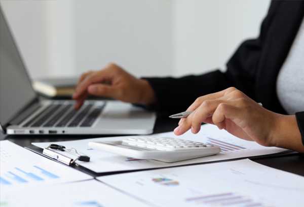 Как рассчитывается сумма компенсации за неиспользованный отпуск